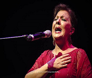 CARMEN LINARES